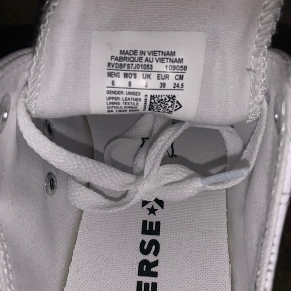 White Converse - Picture 3 of 4